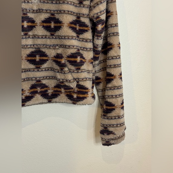 Aero Women’s Aztec Print Sherpa Fleece Pullover Jacket Cozy 1/4 Zip Southwest - Picture 4 of 9